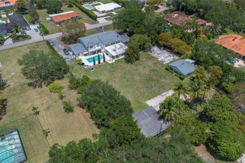 Villa ou maison à vendre à Miami, Floride: 6 chambres, 738.85 m2 № 1958908 - photo 2