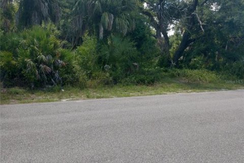 Terrain à Port Charlotte, Floride № 2298922
