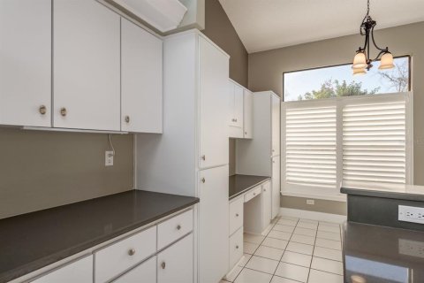House in New Port Richey, Florida 2 bedrooms, 155.33 sq.m. № 2223062 - photo 14