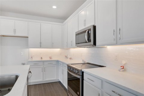 Townhouse in Parrish, Florida 3 bedrooms, 133.13 sq.m. № 1213074 - photo 29