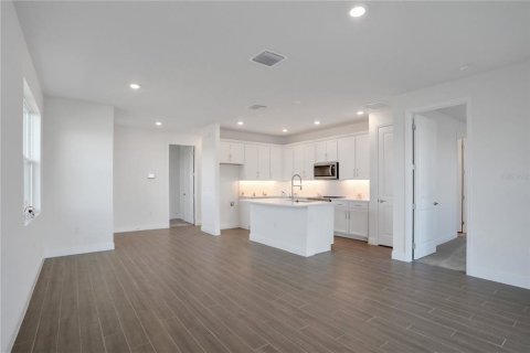 Townhouse in Parrish, Florida 3 bedrooms, 133.13 sq.m. № 1213074 - photo 25