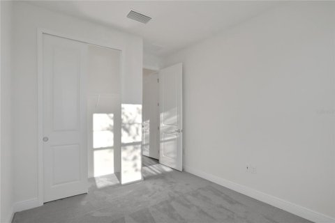 Townhouse in Parrish, Florida 3 bedrooms, 133.13 sq.m. № 1213074 - photo 9