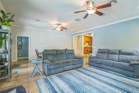 House in Orlando, Florida 3 bedrooms, 174.01 sq.m. № 1743380 - photo 12