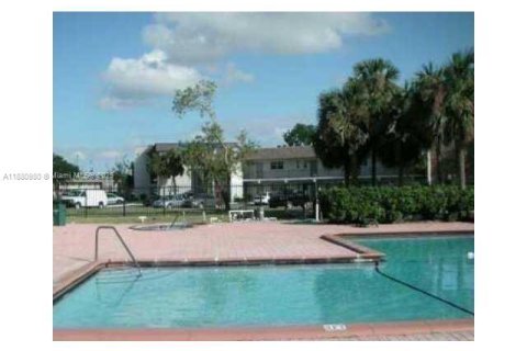 Copropriété à louer à Tamarac, Floride: 2 chambres, 88.16 m2 № 1946605 - photo 13
