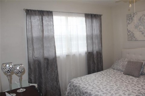 Copropriété à vendre à Port Charlotte, Floride: 2 chambres, 85.38 m2 № 2199533 - photo 24