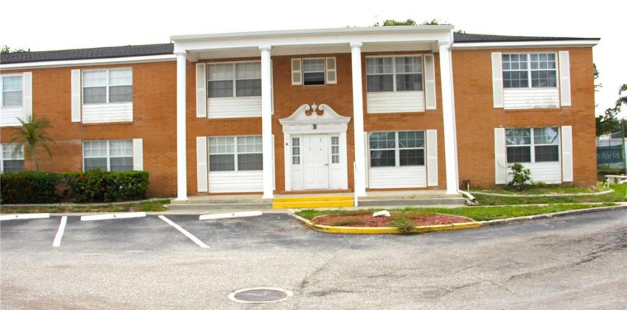 Condo à Port Charlotte, Floride, 2 chambres  № 2199533