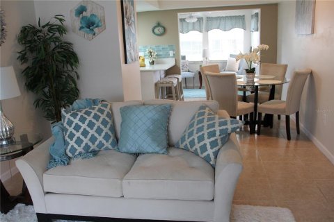 Copropriété à vendre à Port Charlotte, Floride: 2 chambres, 85.38 m2 № 2199533 - photo 12