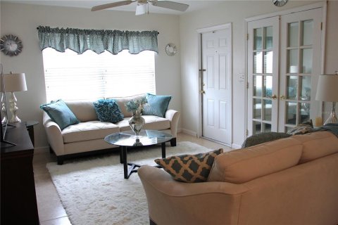 Copropriété à vendre à Port Charlotte, Floride: 2 chambres, 85.38 m2 № 2199533 - photo 5