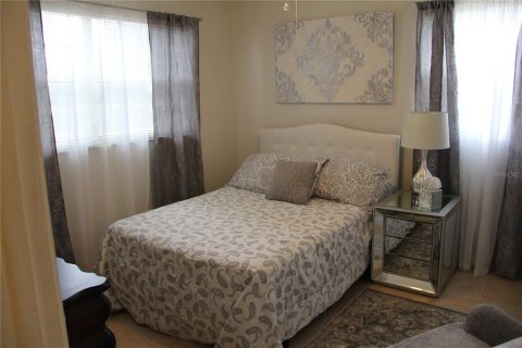 Copropriété à vendre à Port Charlotte, Floride: 2 chambres, 85.38 m2 № 2199533 - photo 23