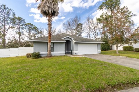 House in Alachua, Florida 3 bedrooms, 150.78 sq.m. № 1880471 - photo 2