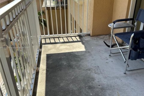 Купить кондоминиум в Авентура, Флорида 1 спальня, 77.67м2, № 2053614 - фото 13