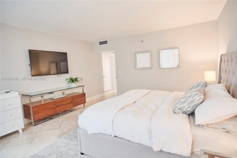 Купить кондоминиум в Майами, Флорида 2 спальни, 186.73м2, № 2023903 - фото 9