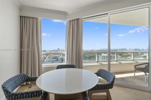 Condominio en venta en Miami Beach, Florida, 1 dormitorio, 93.09 m2 № 2154782 - foto 21