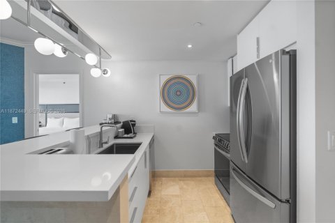 Condominio en venta en Miami Beach, Florida, 1 dormitorio, 93.09 m2 № 2154782 - foto 17