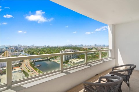 Condominio en venta en Miami Beach, Florida, 1 dormitorio, 93.09 m2 № 2154782 - foto 5