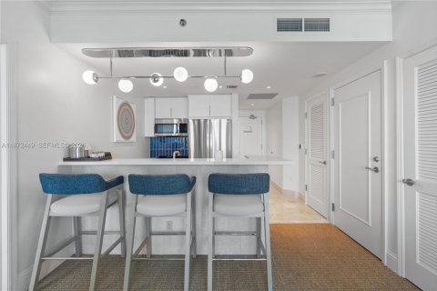 Condominio en venta en Miami Beach, Florida, 1 dormitorio, 93.09 m2 № 2154782 - foto 14