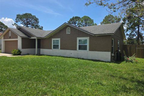 Casa en venta en Deltona, Florida, 4 dormitorios, 182.74 m2 № 2230099 - foto 2