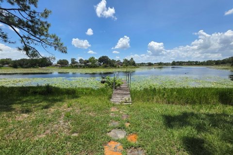 Casa en venta en Deltona, Florida, 4 dormitorios, 182.74 m2 № 2230099 - foto 27