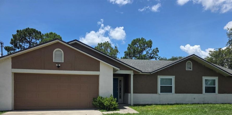 Casa en Deltona, Florida 4 dormitorios, 182.74 m2 № 2230099