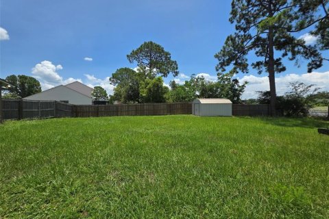 Casa en venta en Deltona, Florida, 4 dormitorios, 182.74 m2 № 2230099 - foto 26