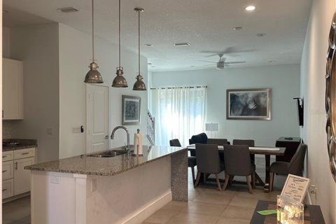 Adosado en alquiler en Kissimmee, Florida, 3 dormitorios, 155.89 m2 № 1557673 - foto 9