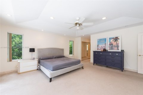 Casa en venta en Pinecrest, Florida, 5 dormitorios, 371.7 m2 № 1847689 - foto 29
