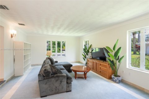 Casa en venta en Pinecrest, Florida, 5 dormitorios, 371.7 m2 № 1847689 - foto 17