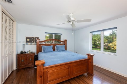 Casa en venta en Pinecrest, Florida, 5 dormitorios, 371.7 m2 № 1847689 - foto 20