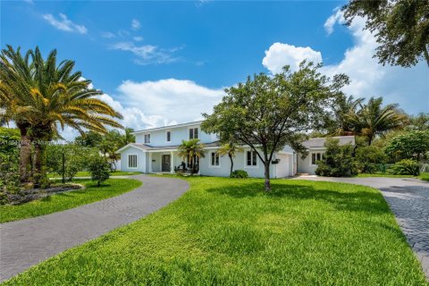 Casa en venta en Pinecrest, Florida, 5 dormitorios, 371.7 m2 № 1847689 - foto 1