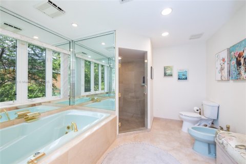 Casa en venta en Pinecrest, Florida, 5 dormitorios, 371.7 m2 № 1847689 - foto 27