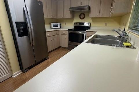 Villa ou maison à louer à Ocala, Floride: 2 chambres, 99.59 m2 № 2358852 - photo 7