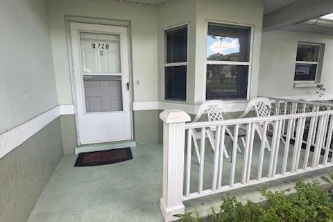 Villa ou maison à louer à Ocala, Floride: 2 chambres, 99.59 m2 № 2358852 - photo 4