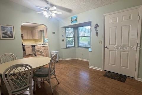 Villa ou maison à louer à Ocala, Floride: 2 chambres, 99.59 m2 № 2358852 - photo 8