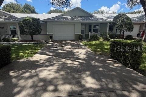 Villa ou maison à Ocala, Floride 2 chambres, 99.59 m2 № 2358852