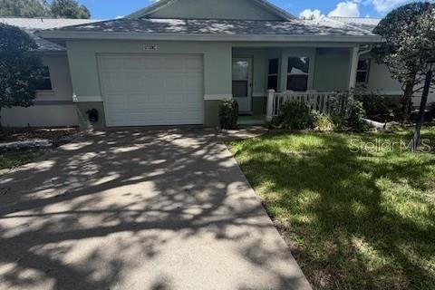 Villa ou maison à louer à Ocala, Floride: 2 chambres, 99.59 m2 № 2358852 - photo 2