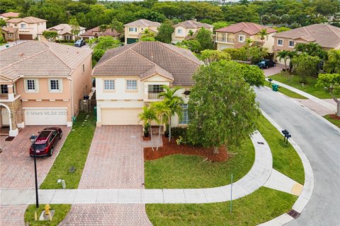 House in Cutler Bay, Florida 5 bedrooms, 251.86 sq.m. № 1756498 - photo 22