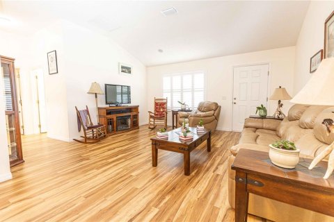 Villa ou maison à vendre à The Villages, Floride: 2 chambres, 115.94 m2 № 2291462 - photo 5