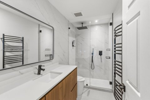 Купить кондоминиум в Ки-Бискейн, Флорида 4 спальни, 290.51м2, № 2058922 - фото 18