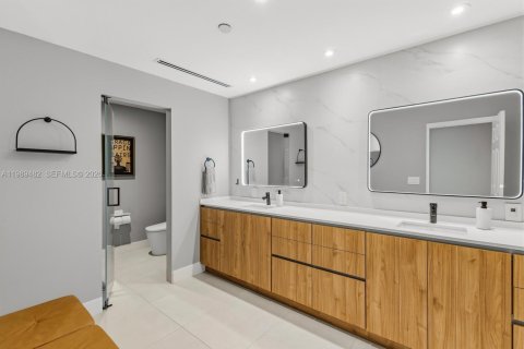 Купить кондоминиум в Ки-Бискейн, Флорида 4 спальни, 290.51м2, № 2058922 - фото 15