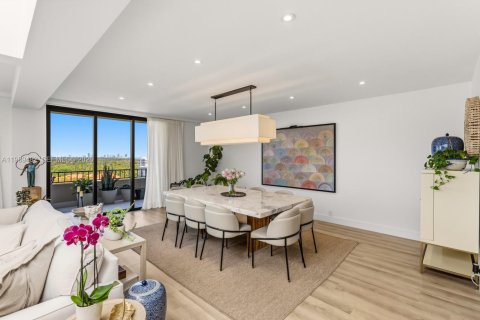 Купить кондоминиум в Ки-Бискейн, Флорида 4 спальни, 290.51м2, № 2058922 - фото 2