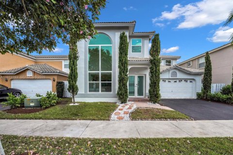 Villa ou maison à Coconut Creek, Floride 3 chambres, 163.14 m2 № 2033059