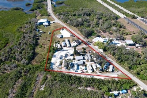 Propiedad comercial en Palmetto, Florida № 2285590