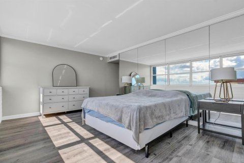Купить кондоминиум в Холливуд, Флорида 3 комнаты, 116.31м2, № 2087208 - фото 21