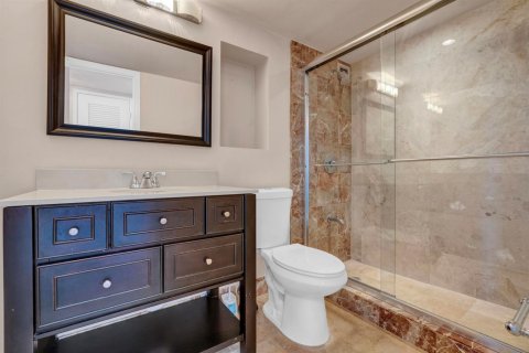 Купить кондоминиум в Холливуд, Флорида 3 комнаты, 116.31м2, № 2087208 - фото 12