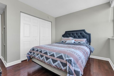 Купить кондоминиум в Холливуд, Флорида 3 комнаты, 116.31м2, № 2087208 - фото 15