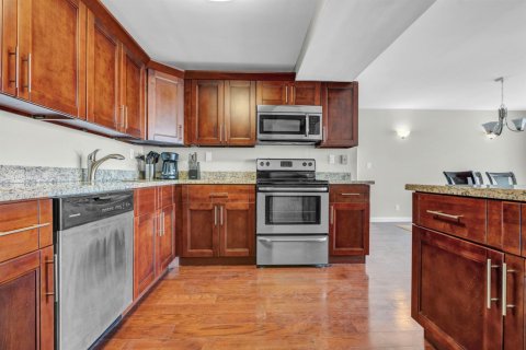 Купить кондоминиум в Холливуд, Флорида 3 комнаты, 116.31м2, № 2087208 - фото 11