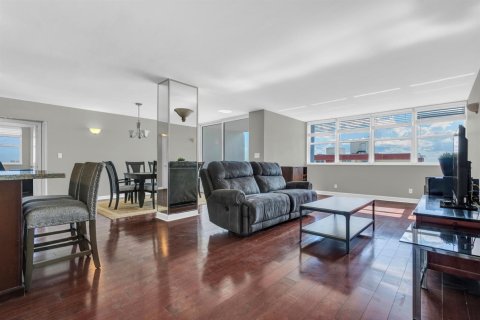 Купить кондоминиум в Холливуд, Флорида 3 комнаты, 116.31м2, № 2087208 - фото 2