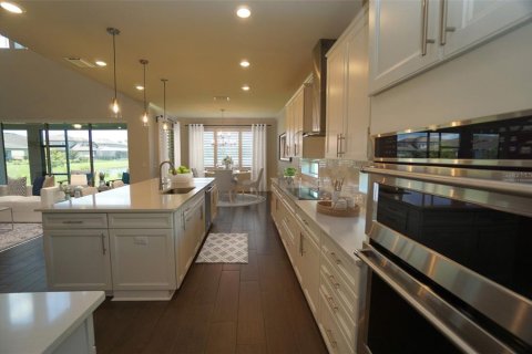 Снять в аренду виллу или дом в Лутц, Флорида 4 спальни, 394.28м2, № 1910206 - фото 5