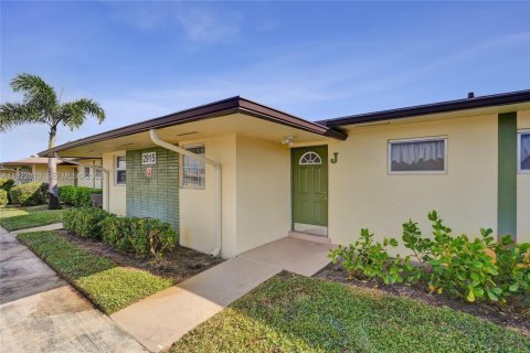 Villa ou maison à vendre à West Palm Beach, Floride: 1 chambre, 61.5 m2 № 2054398 - photo 5