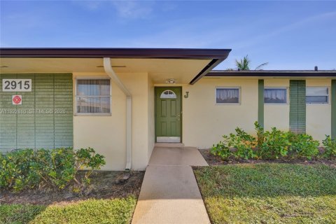 Villa ou maison à vendre à West Palm Beach, Floride: 1 chambre, 61.5 m2 № 2054398 - photo 3